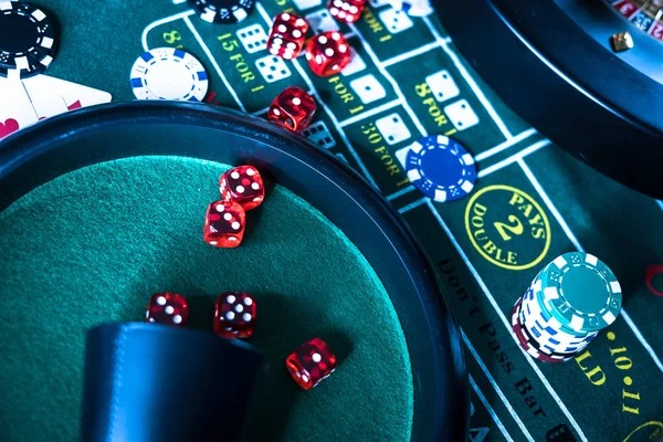 Hand ranking chart displayed on mpokick Hot Pot live studio screens